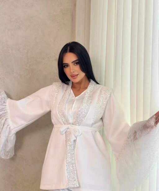 Alternative view of sparkle dantilla