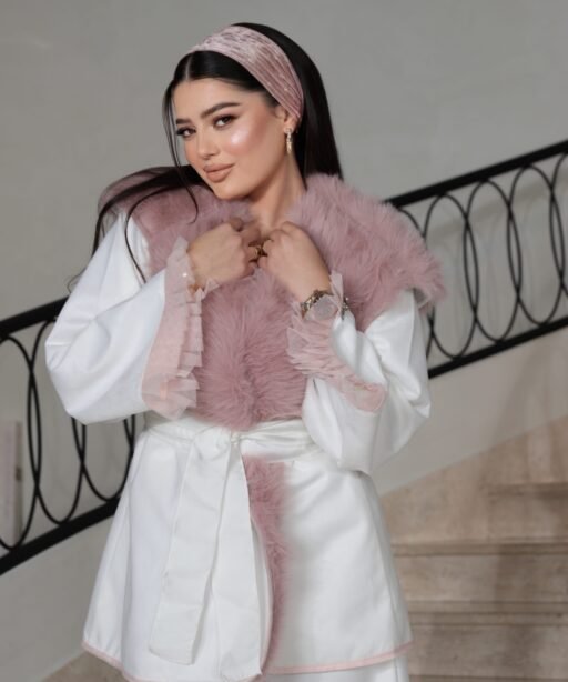 Alternative view of Pinky fur pyjama