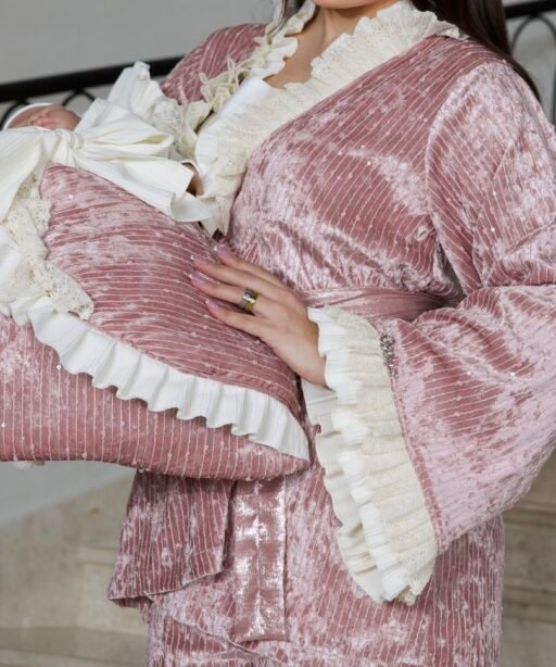 Alternative view of Baby 5